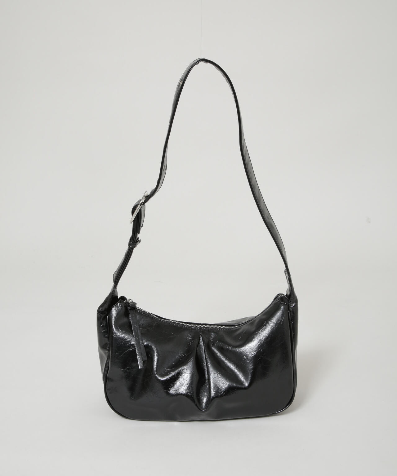 ベルトディテールラウンドショルダーバッグ