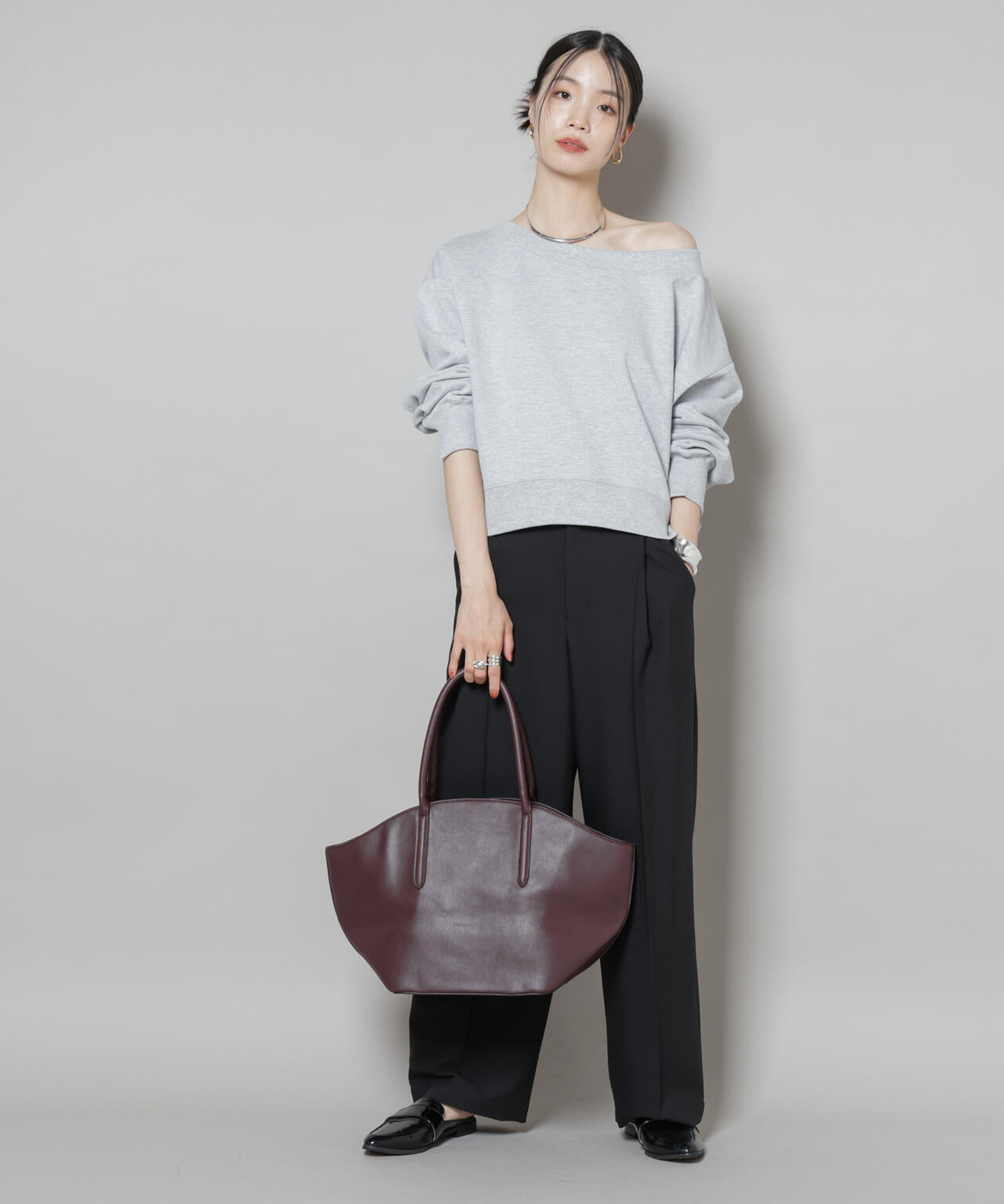 ラウンドシンプルトートバッグ