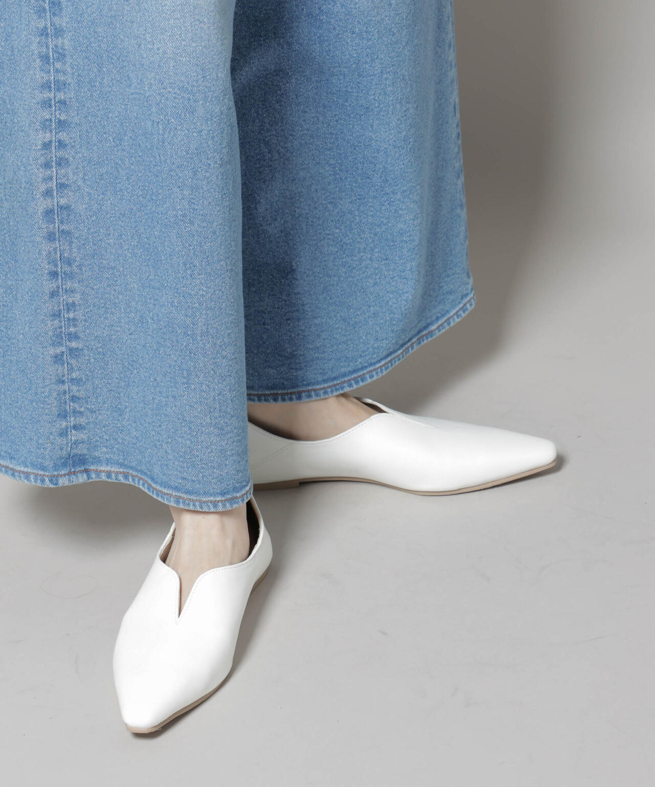 Vカット2wayフラットシューズ