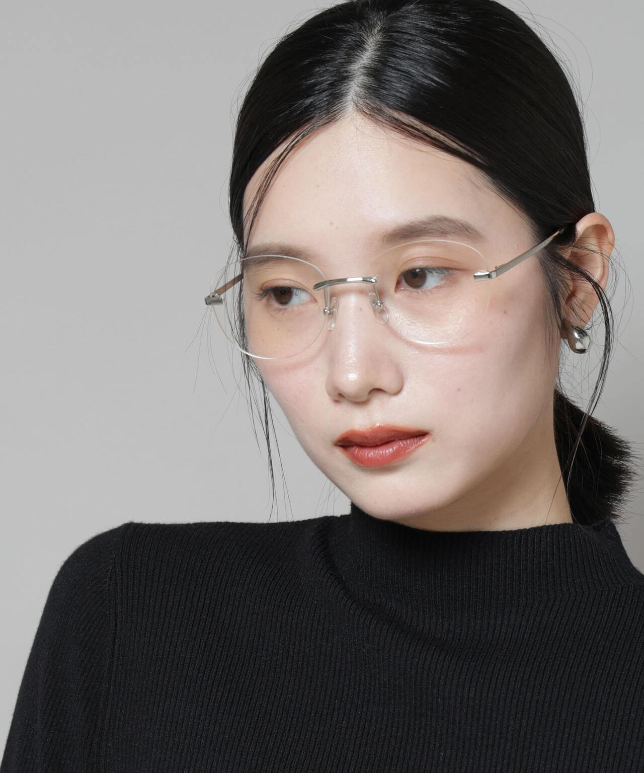 フレームレスメガネ