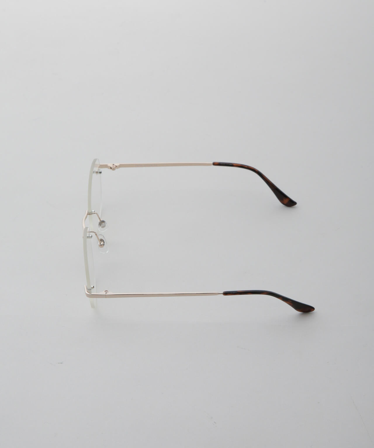 フレームレスメガネ