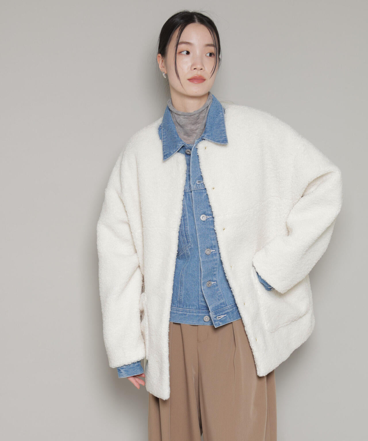 ソフトボアノーカラーミドルコート