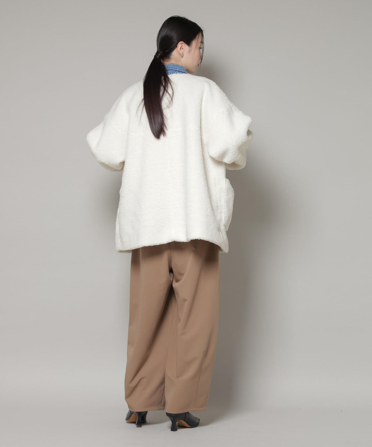 ソフトボアノーカラーミドルコート