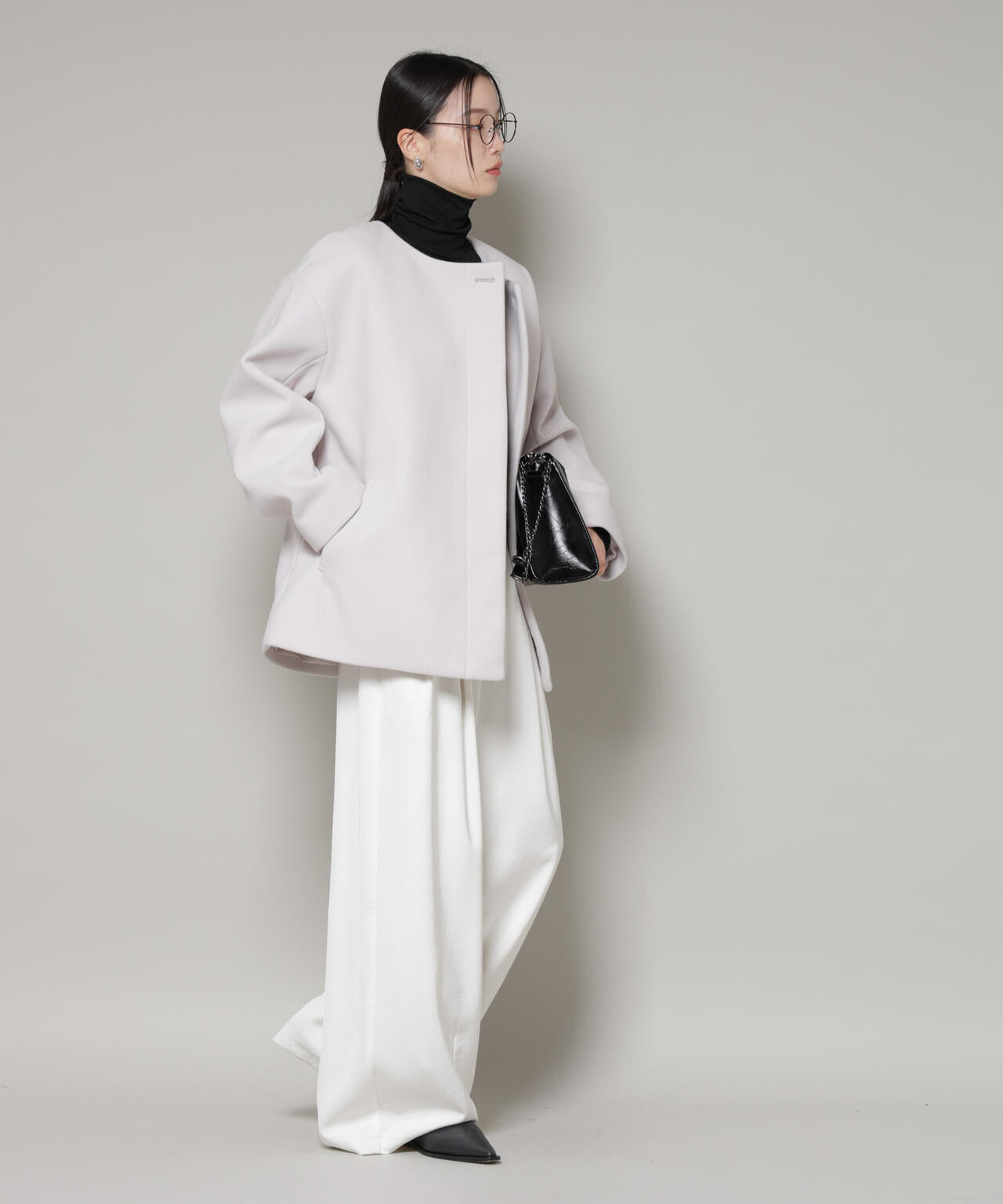 ノーカラーミドルコート