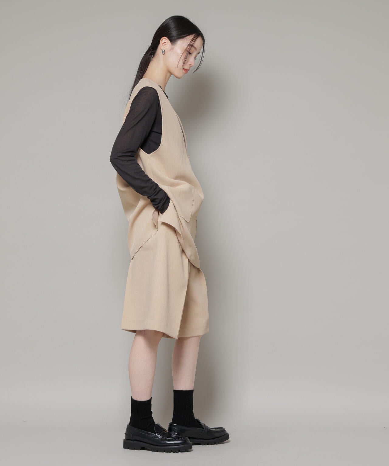 Vネックベスト×ハーフパンツ セットアップ