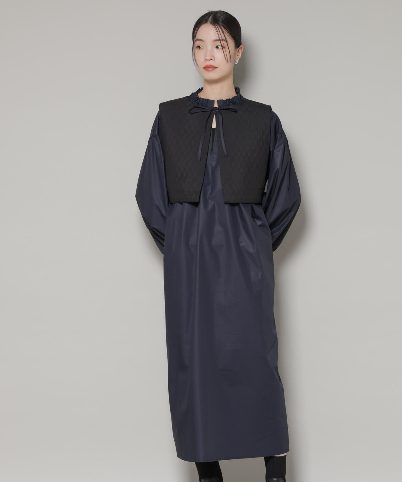 キルティングベスト×ギャザーワンピース アンサンブルセット