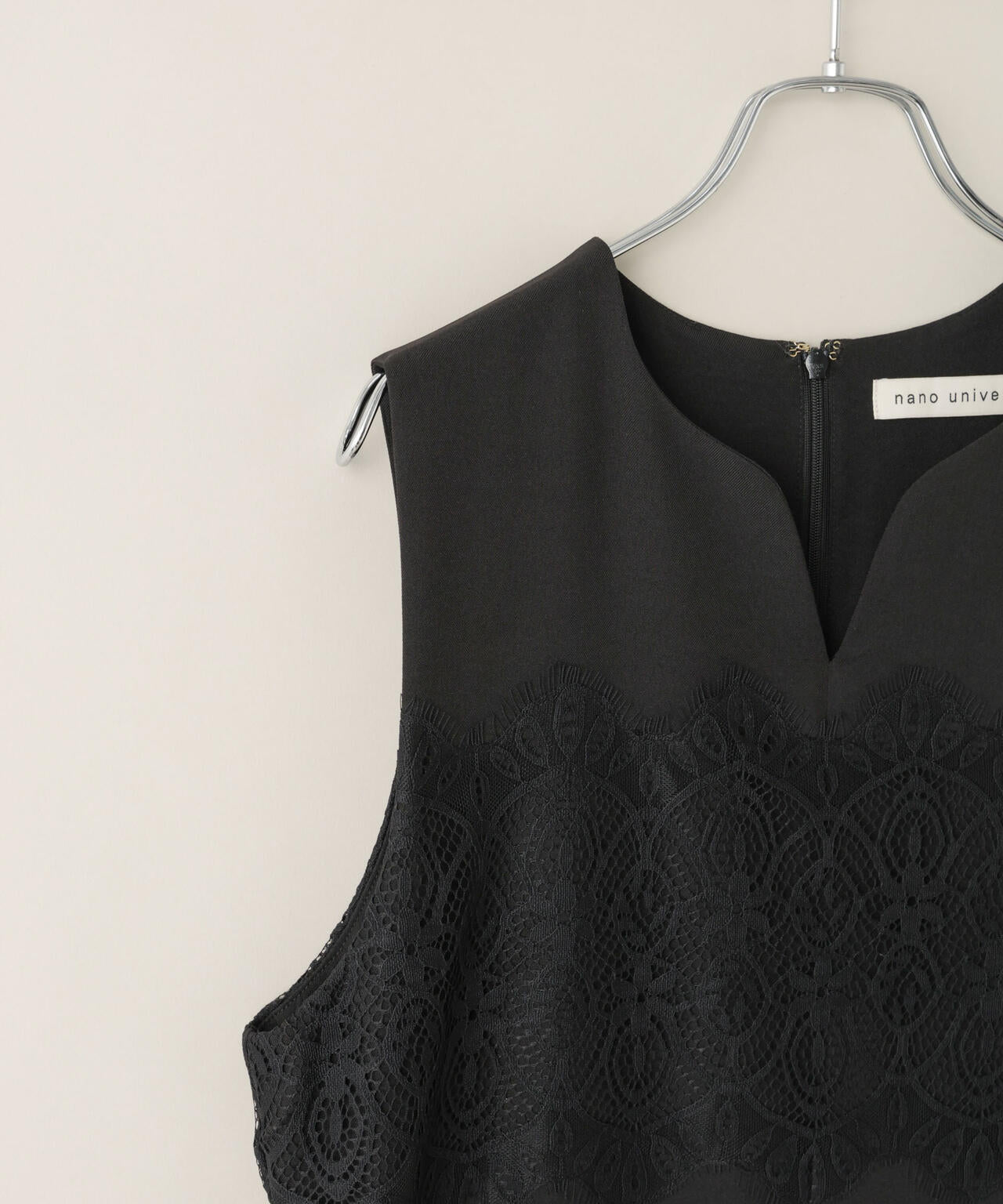 レース切り替えノースリーブワンピース