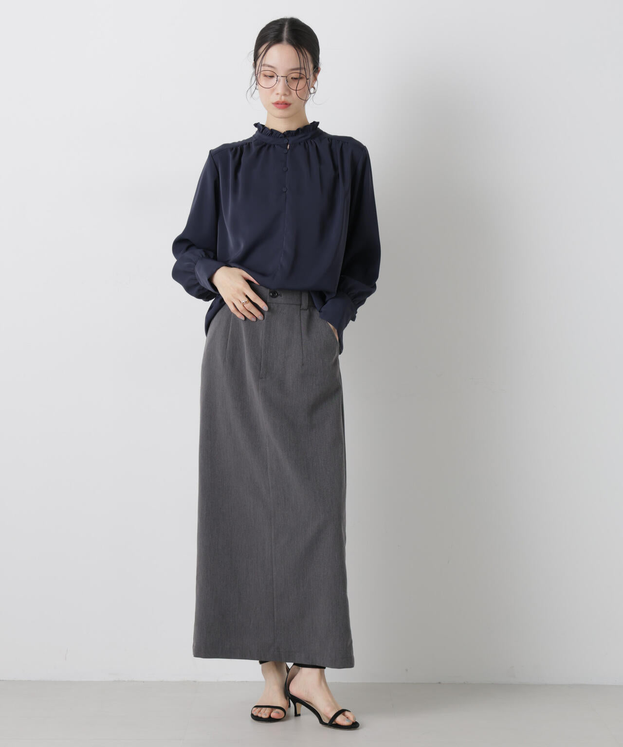 前後2wayスタンドカラーギャザーブラウス