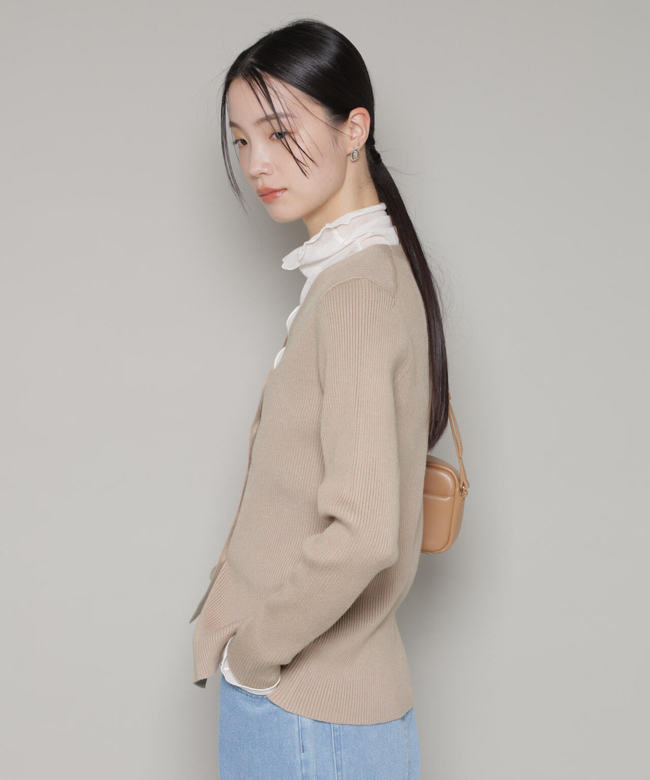 裾スリットVネックリブカーディガン