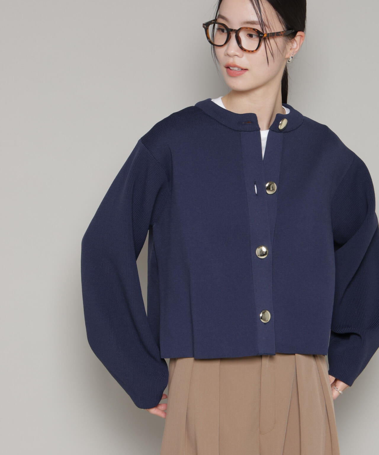 ビッグボタンクルーネックニットカーディガン