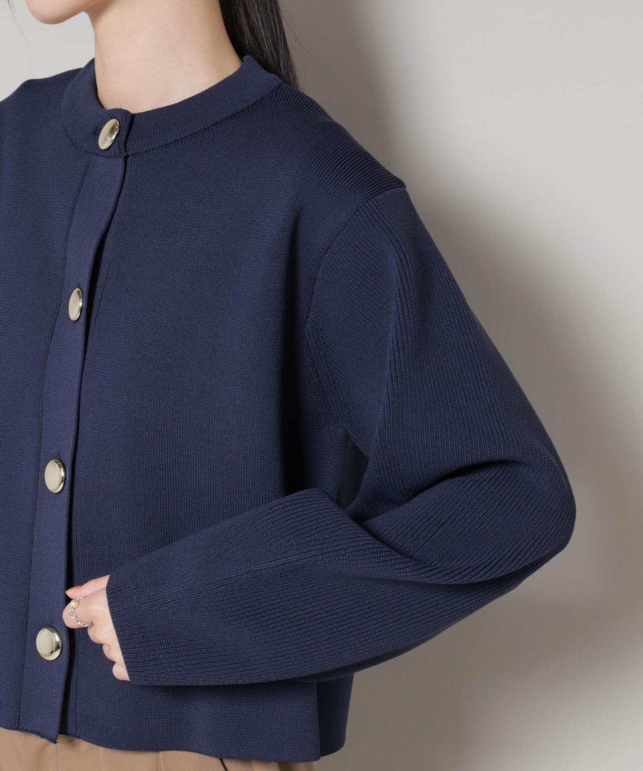 ビッグボタンクルーネックニットカーディガン