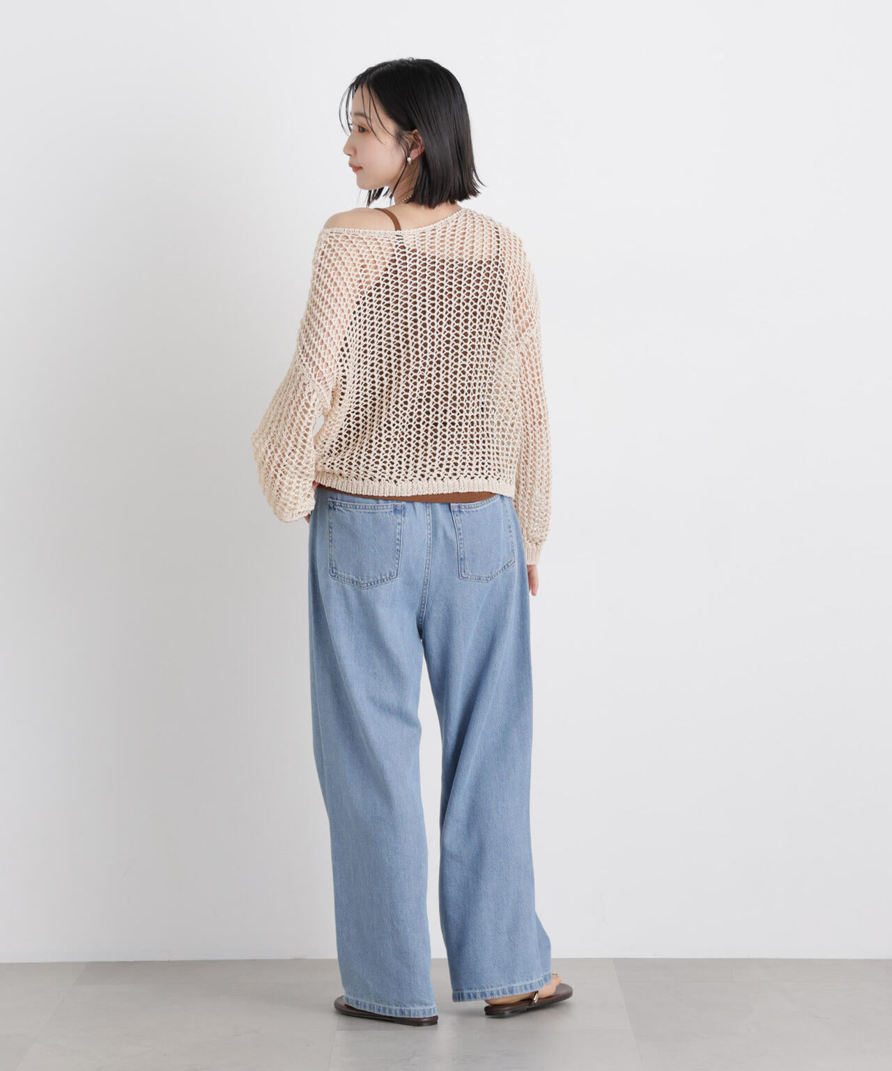 ワイドシルエットメッシュニットプルオーバー