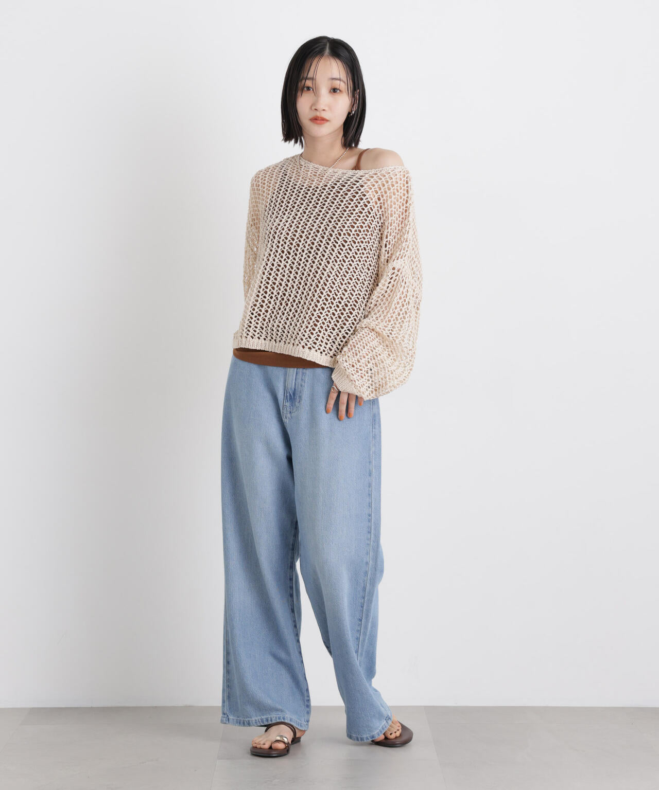 ワイドシルエットメッシュニットプルオーバー