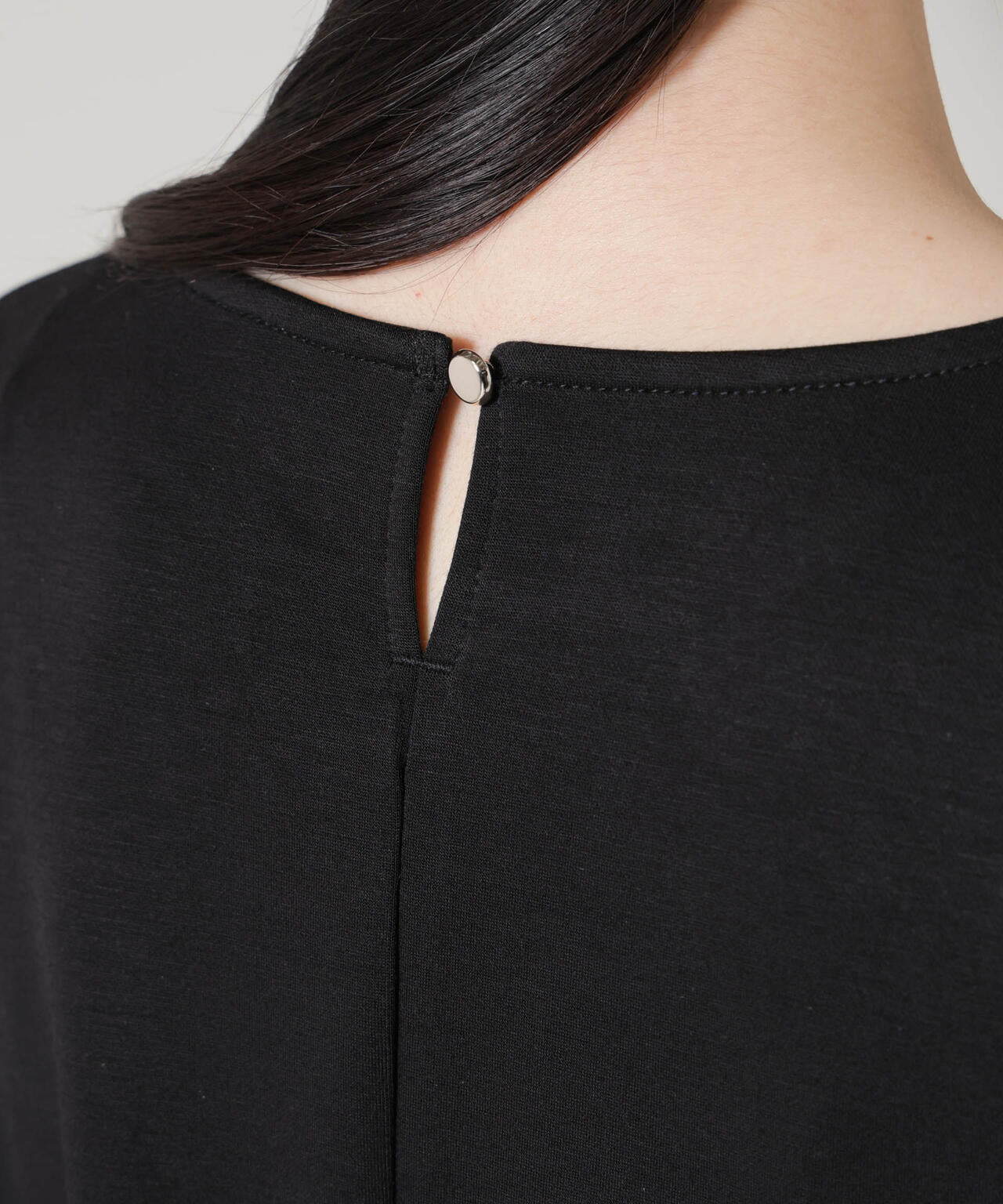 ダンボールカットサテンペプラムトップス