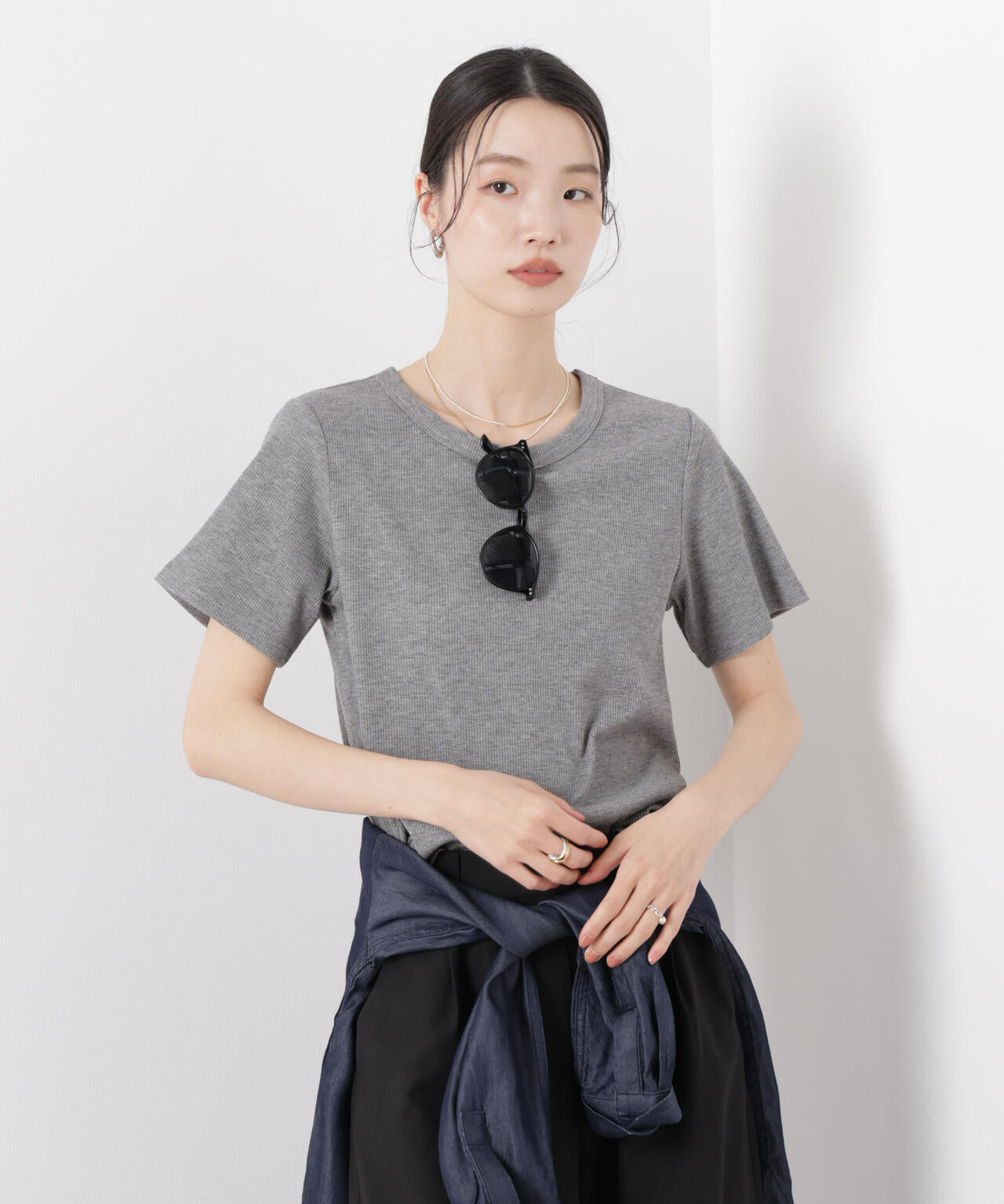 ラメリブカットクルーネックTシャツ