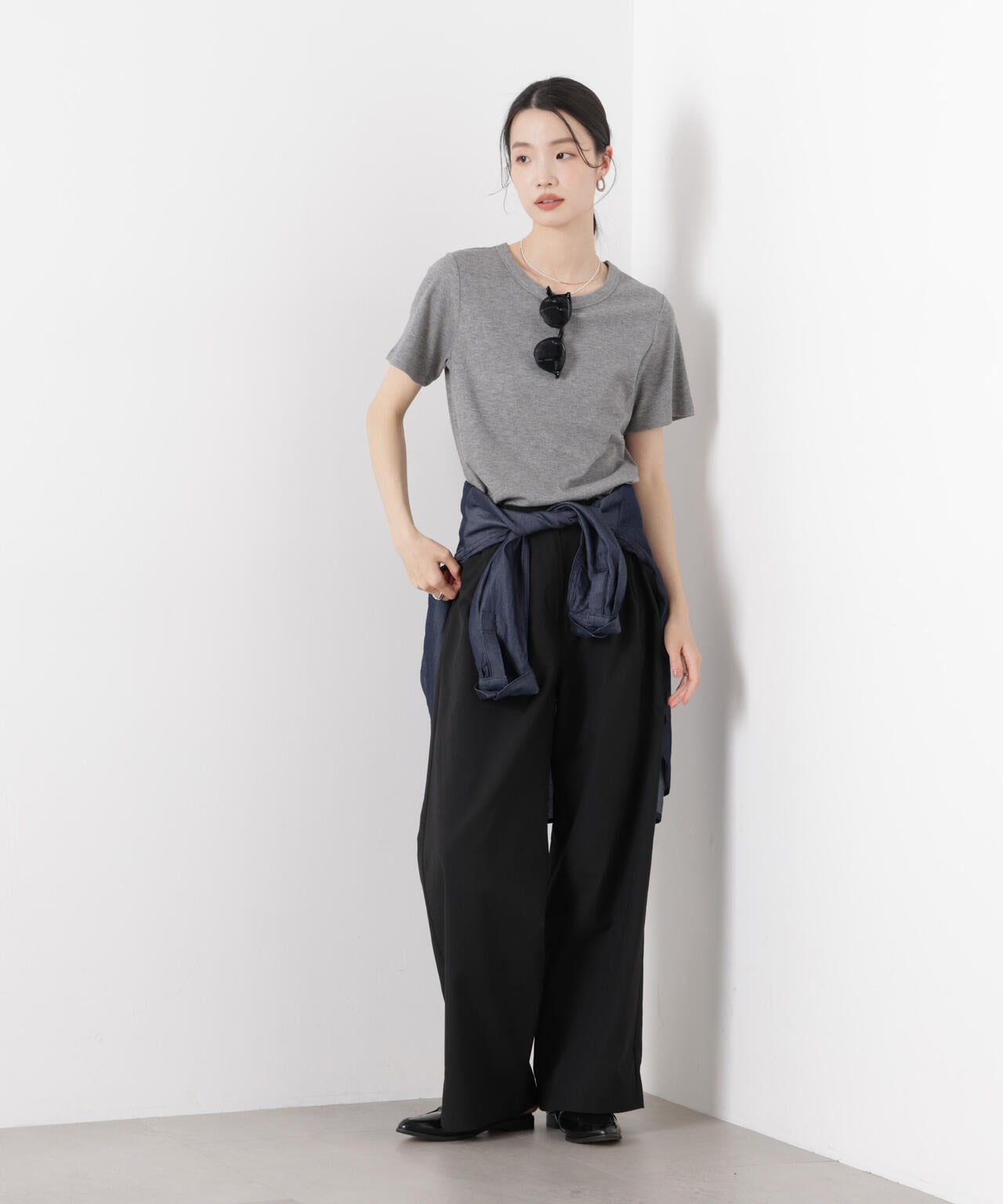 ラメリブカットクルーネックTシャツ