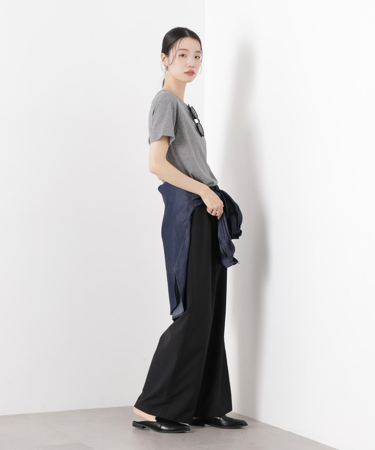 ラメリブカットクルーネックTシャツ