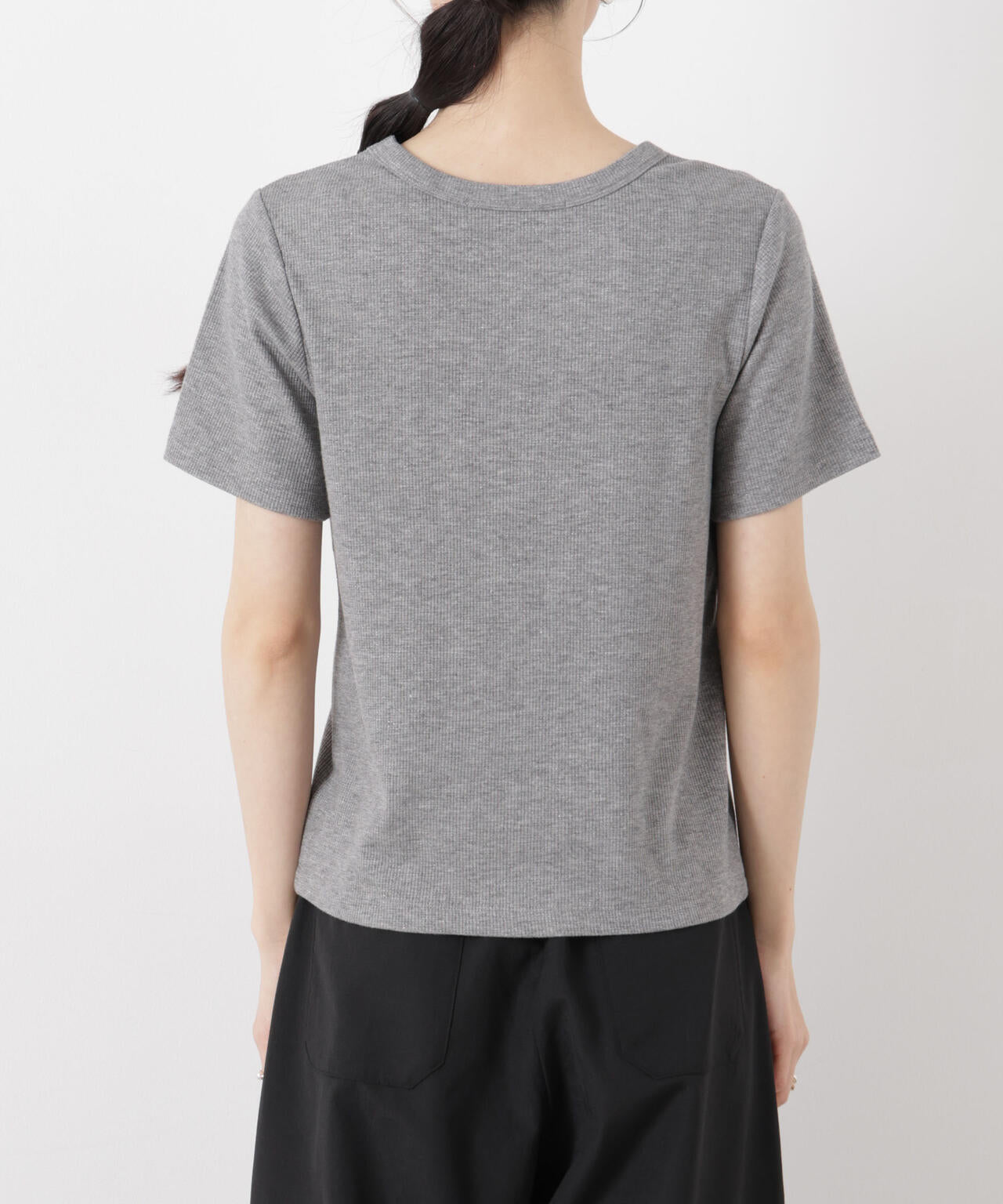 ラメリブカットクルーネックTシャツ