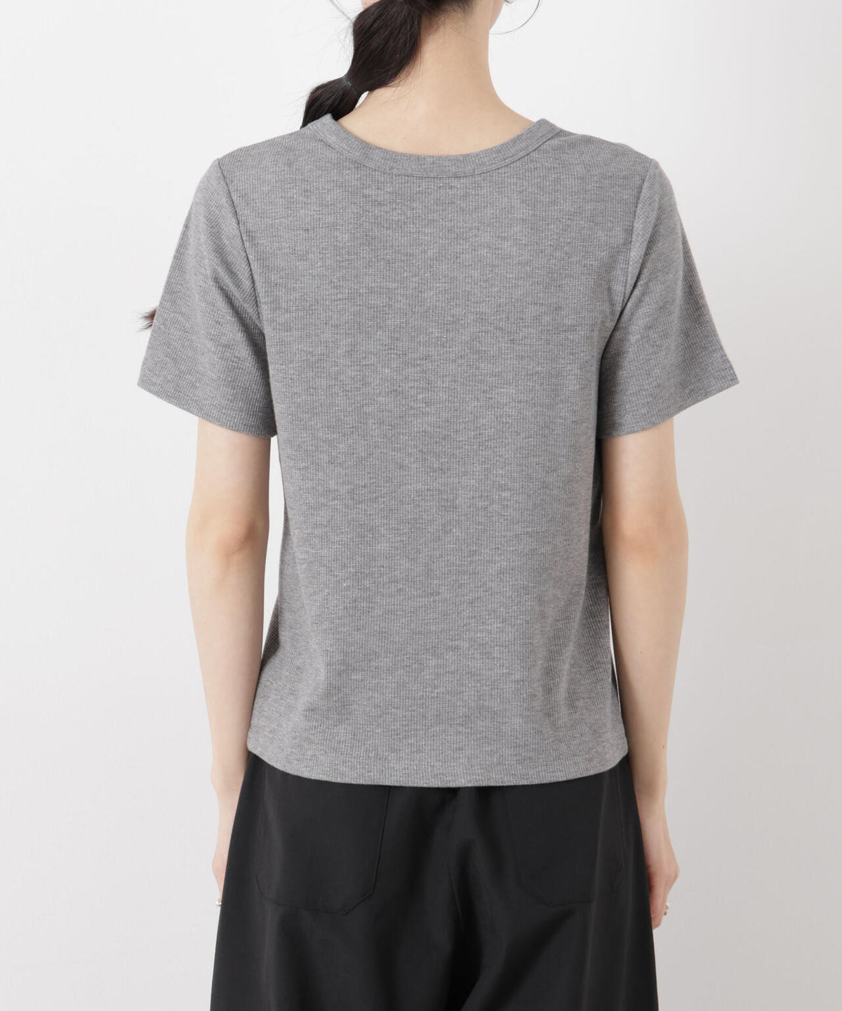ラメリブカットクルーネックTシャツ