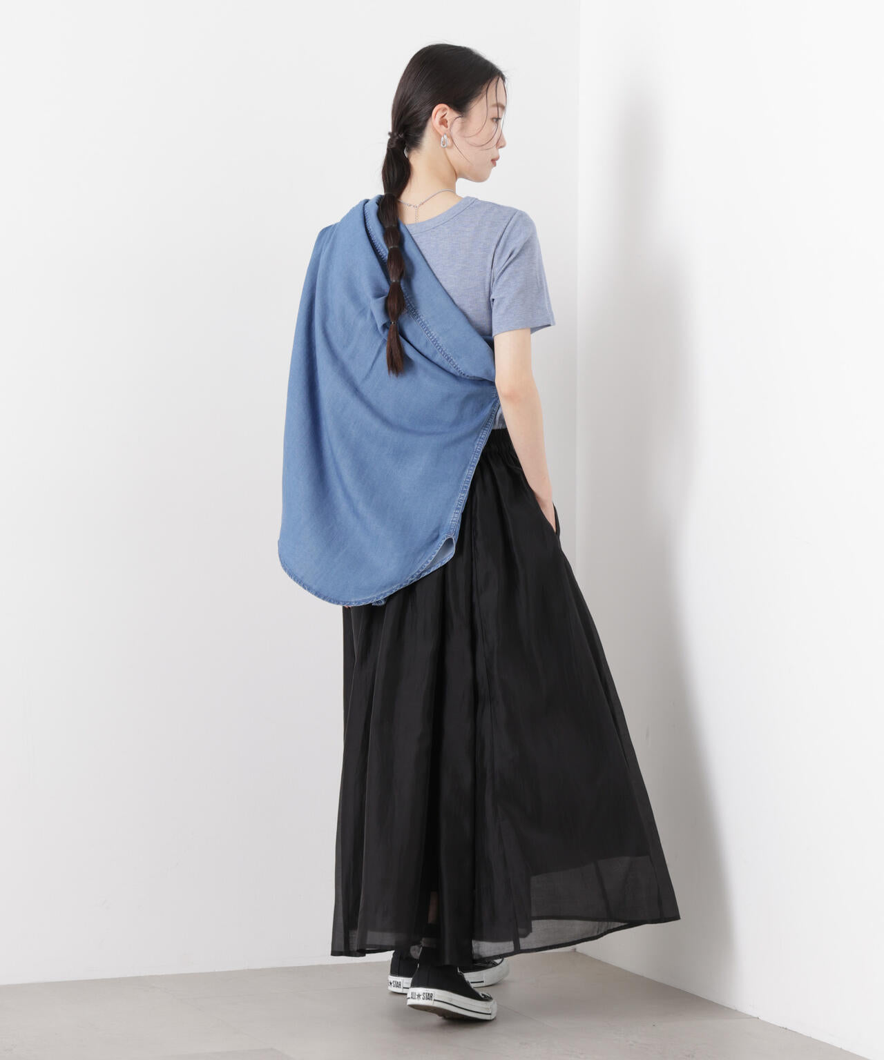 ラメリブカットクルーネックTシャツ