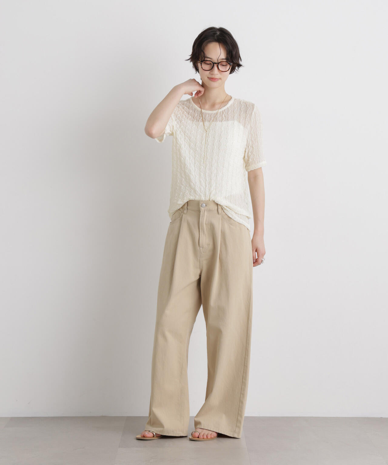 シアーカットクルーネックトップス