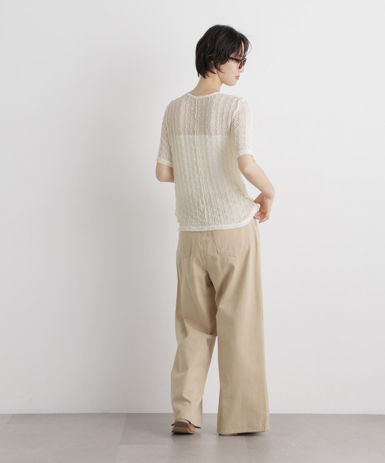 シアーカットクルーネックトップス