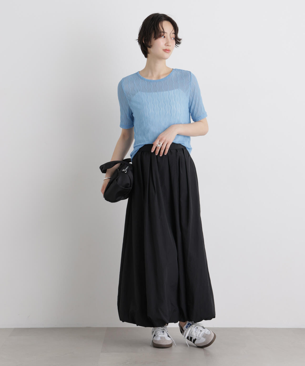 シアーカットクルーネックトップス