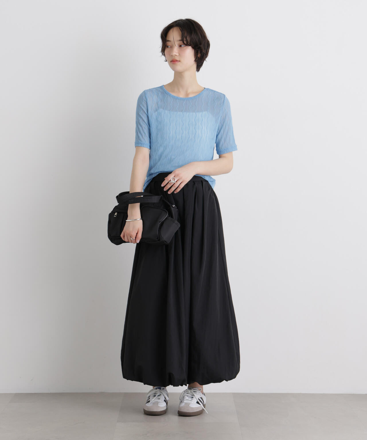 シアーカットクルーネックトップス