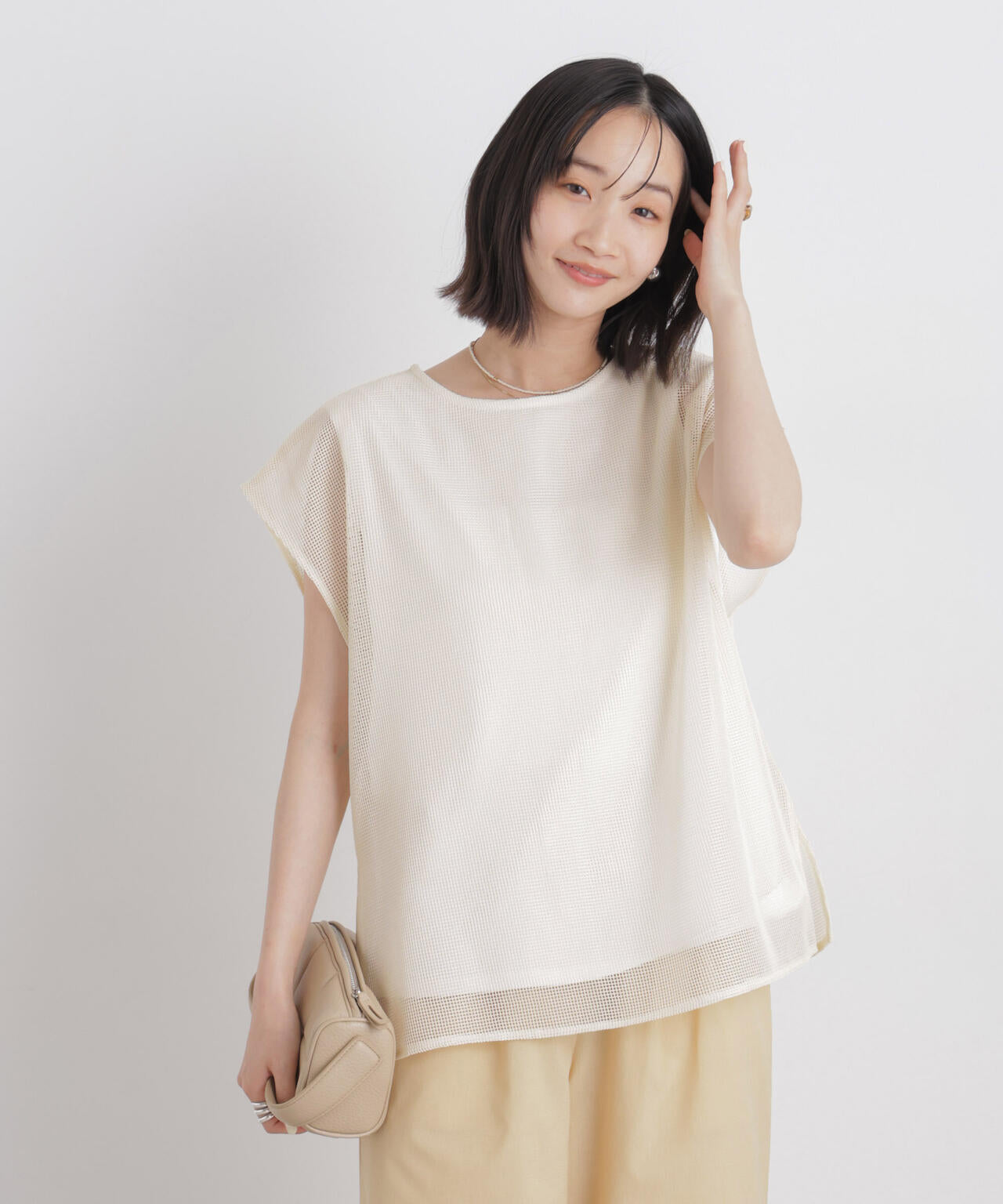 カラミメッシュレイヤードカットトップス