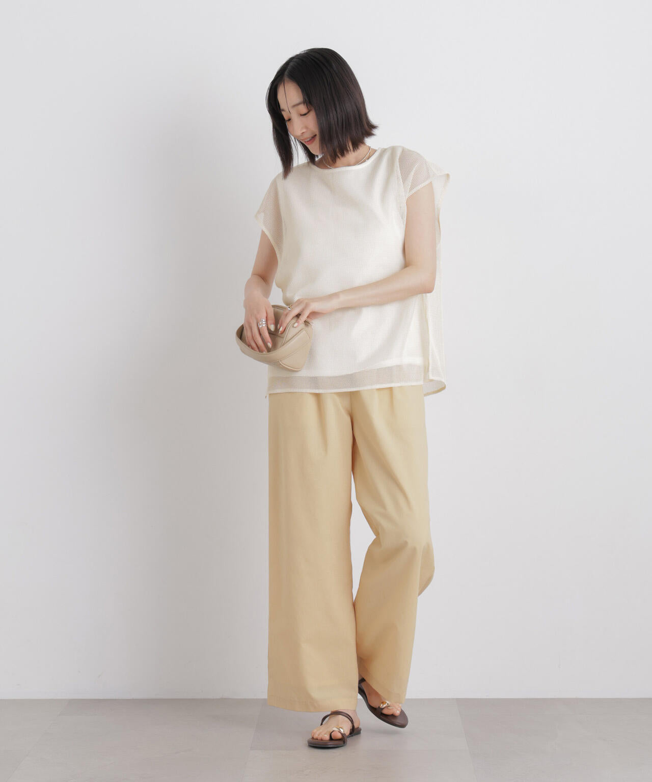 カラミメッシュレイヤードカットトップス