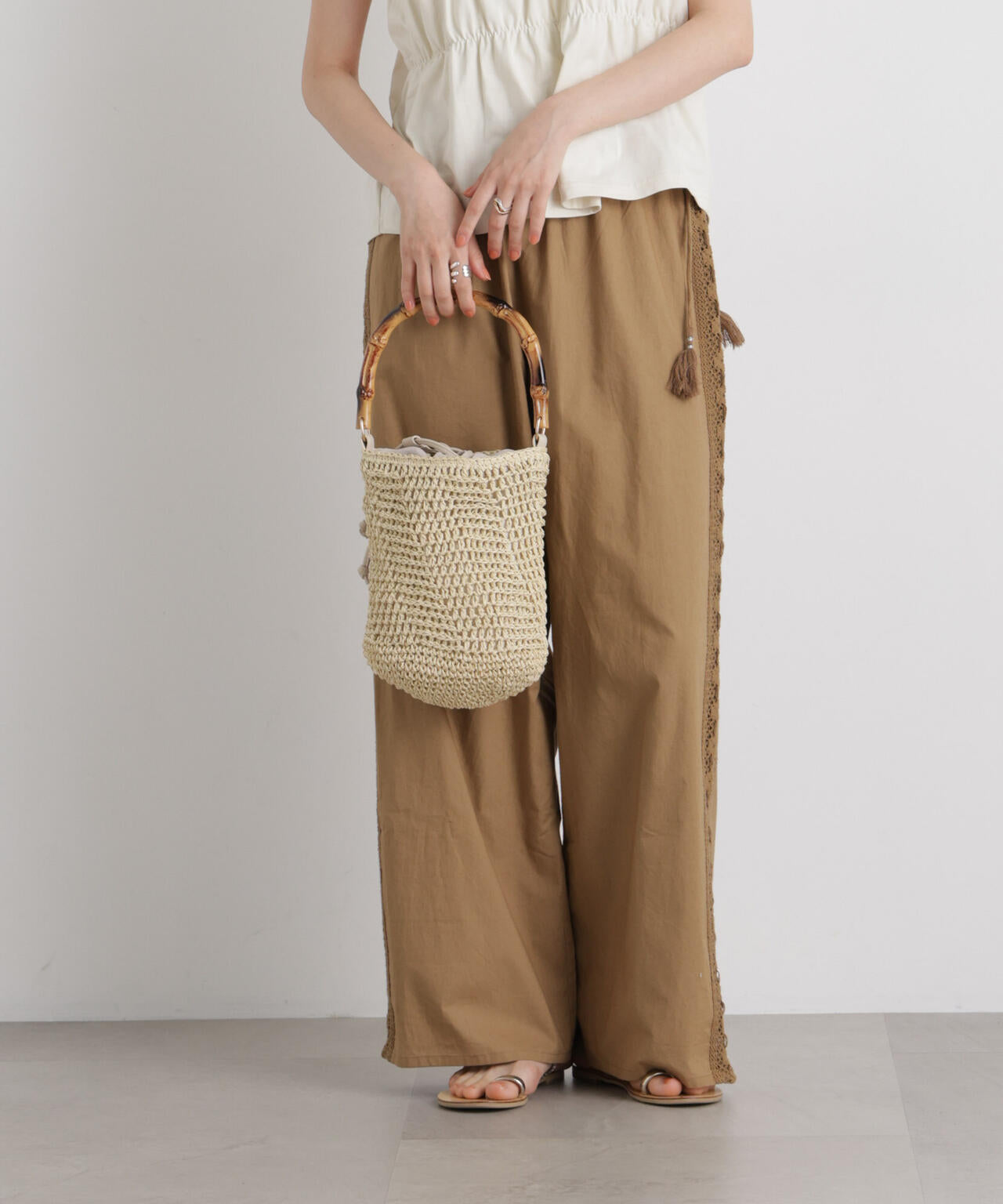 made in INDIA サイドレースワイドパンツ