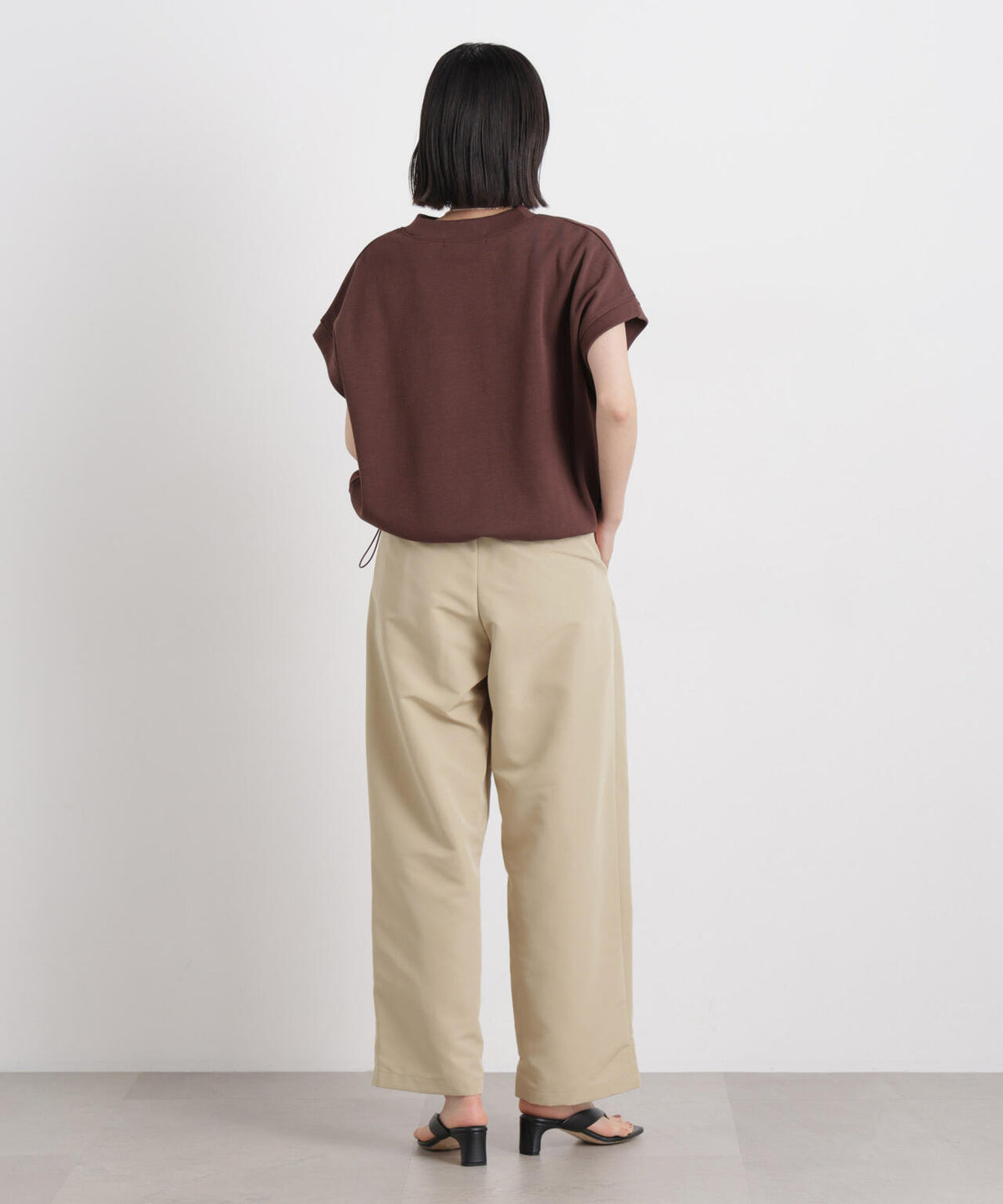 平織りツータックワイドパンツ