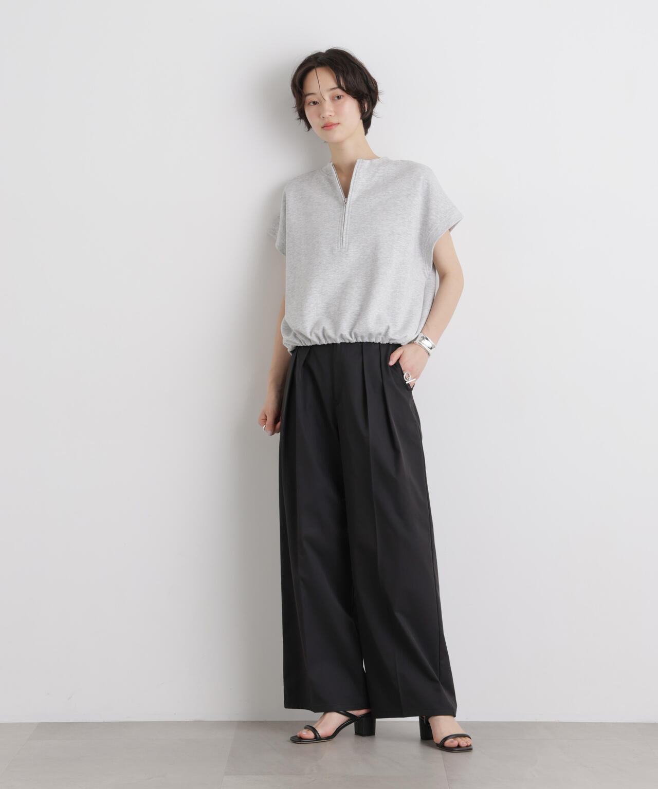 エバークリース加工タックワイドセンタープレスパンツ
