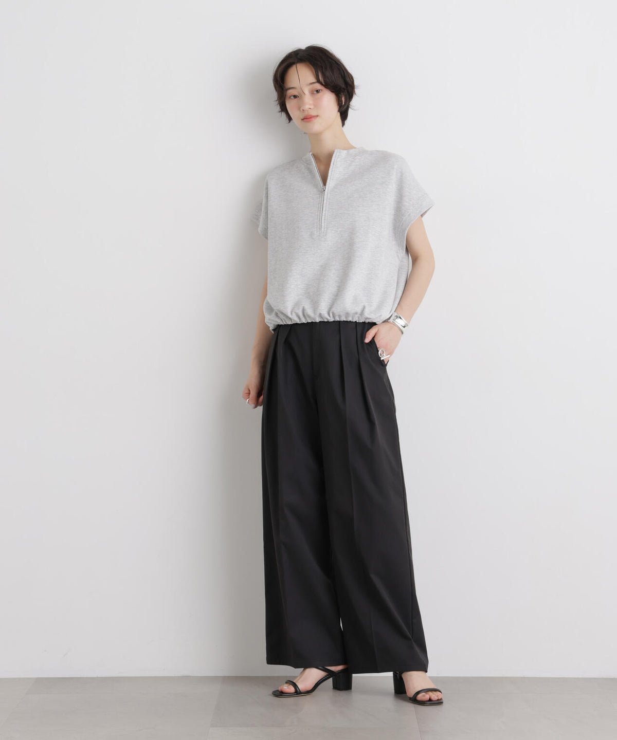 エバークリース加工タックワイドセンタープレスパンツ