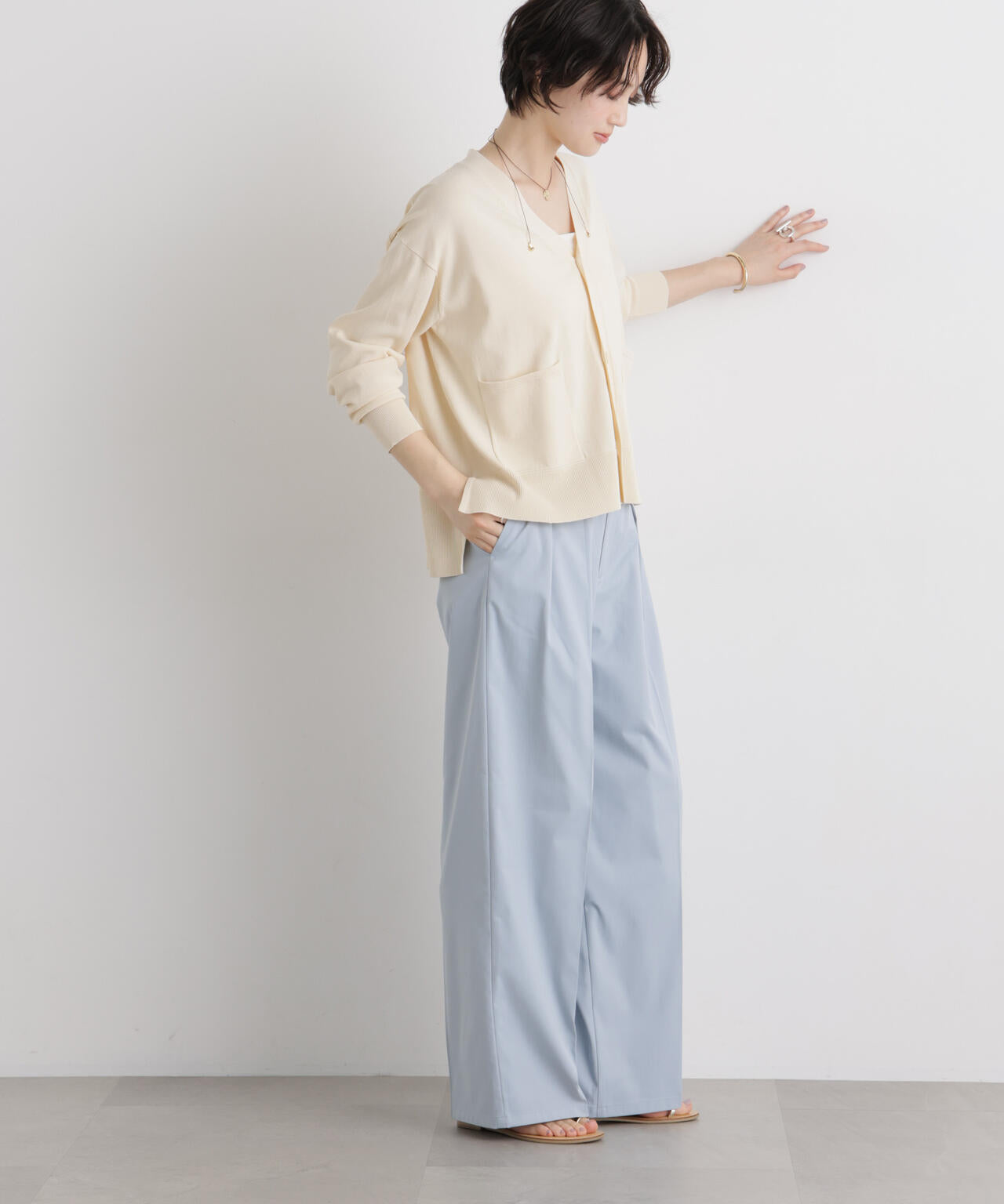 エバークリース加工タックワイドセンタープレスパンツ