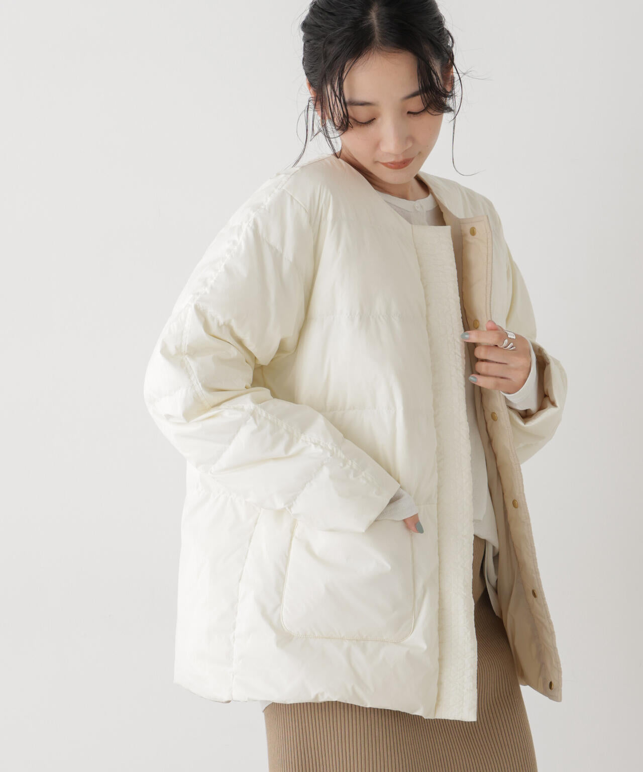 撥水加工ライトダウン リバーシブルノーカラージャケット