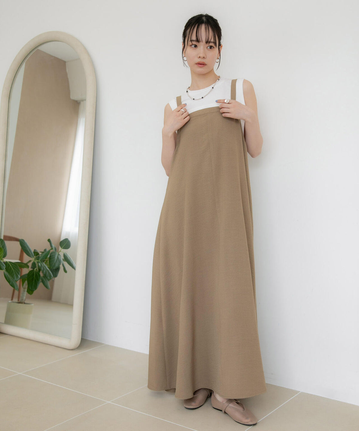 WEB限定/多機能素材 前後2wayショルダーストラップワンピース