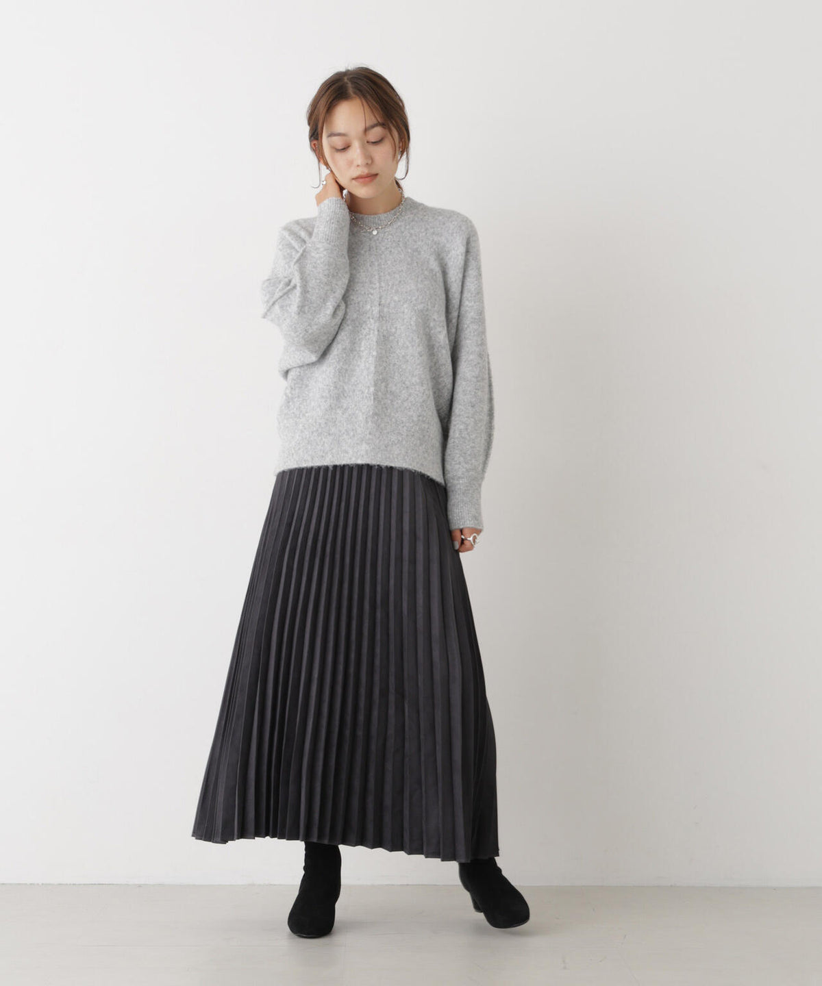 圧縮ドルマンニットクルーネックプルオーバー