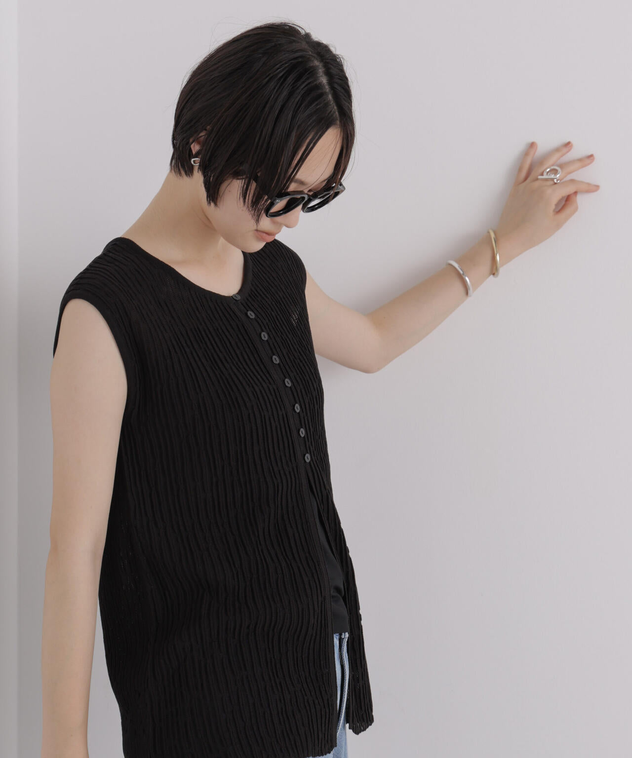 前後2way楊柳ライクニット多ボタンノースリーブトップス(セットアップ可)