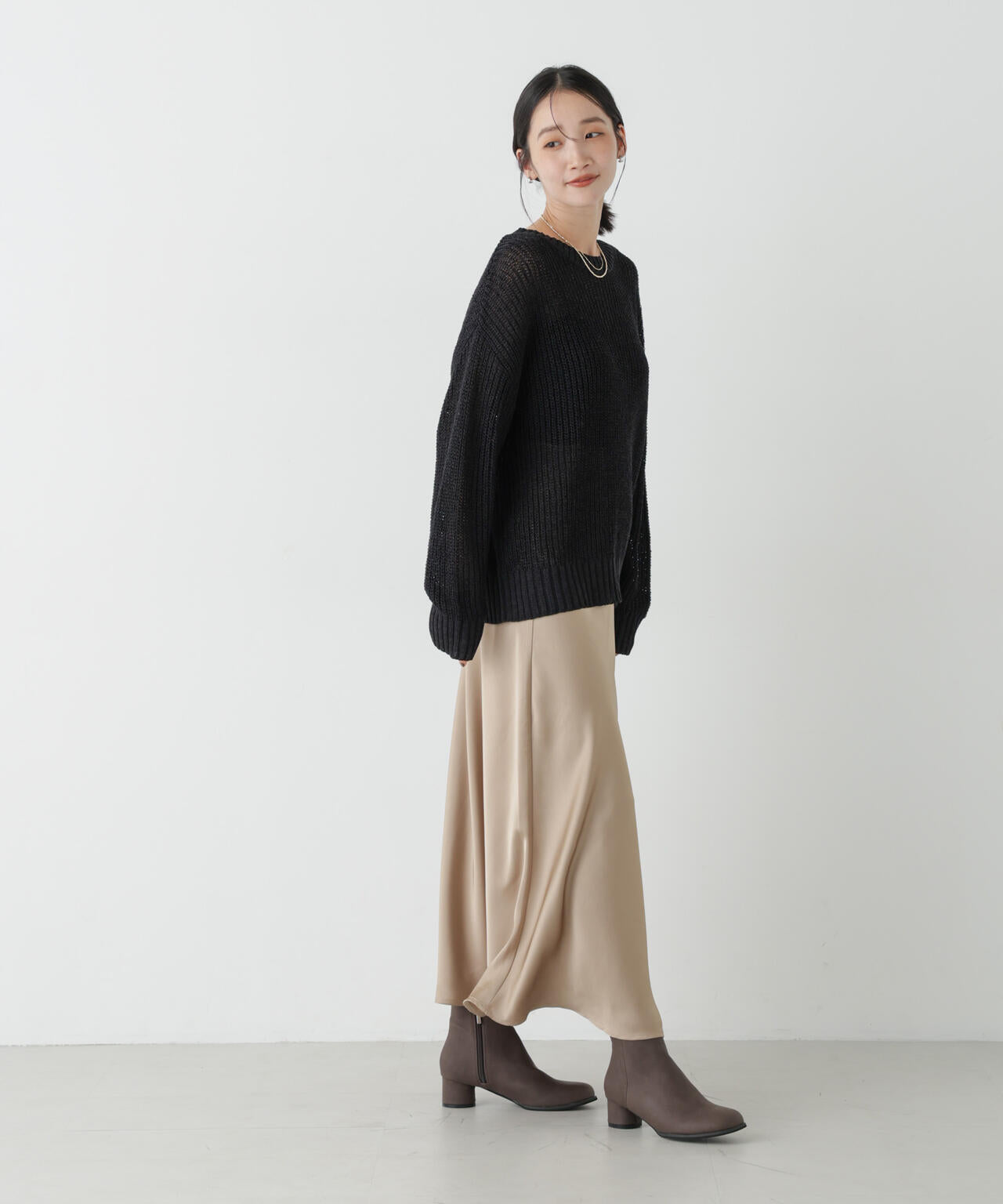 ロービングクルーネックルーズニット