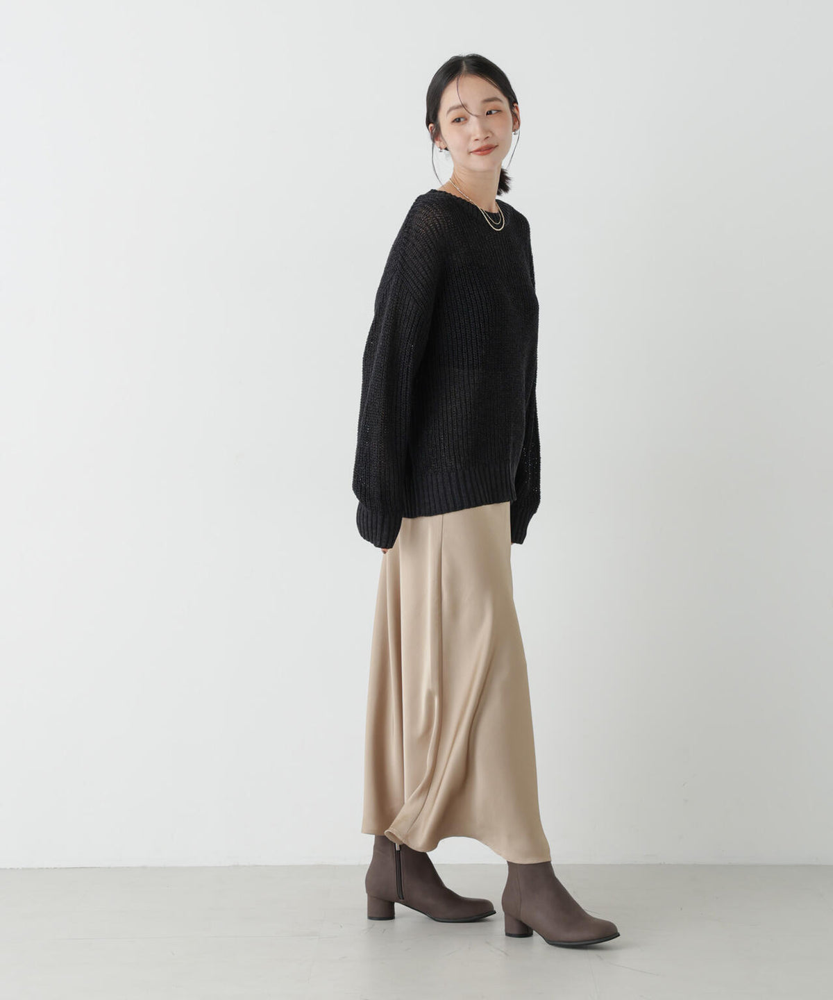 ロービングクルーネックルーズニット