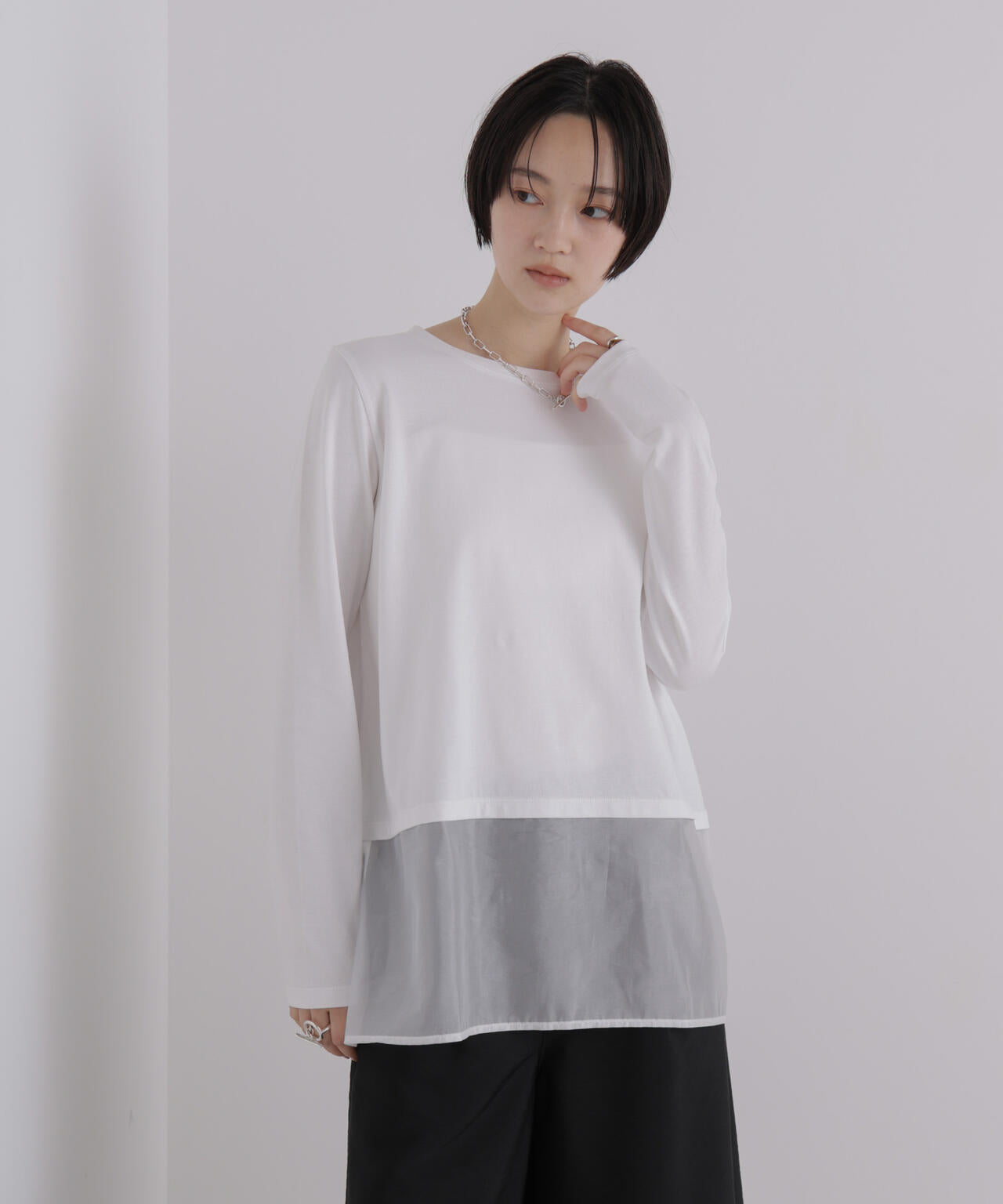 オーガンジーヘム切り替えロングスリーブTシャツ