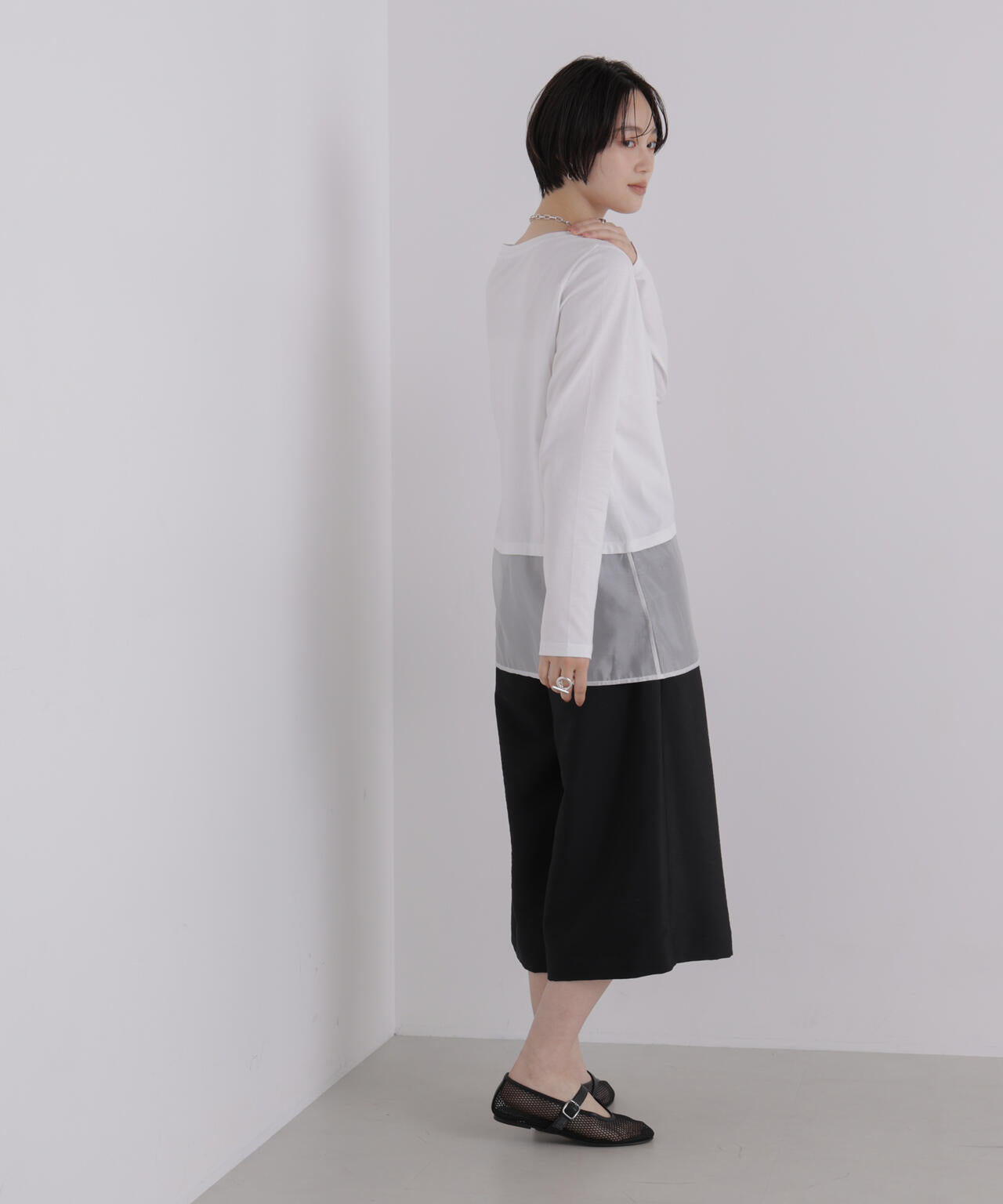 オーガンジーヘム切り替えロングスリーブTシャツ