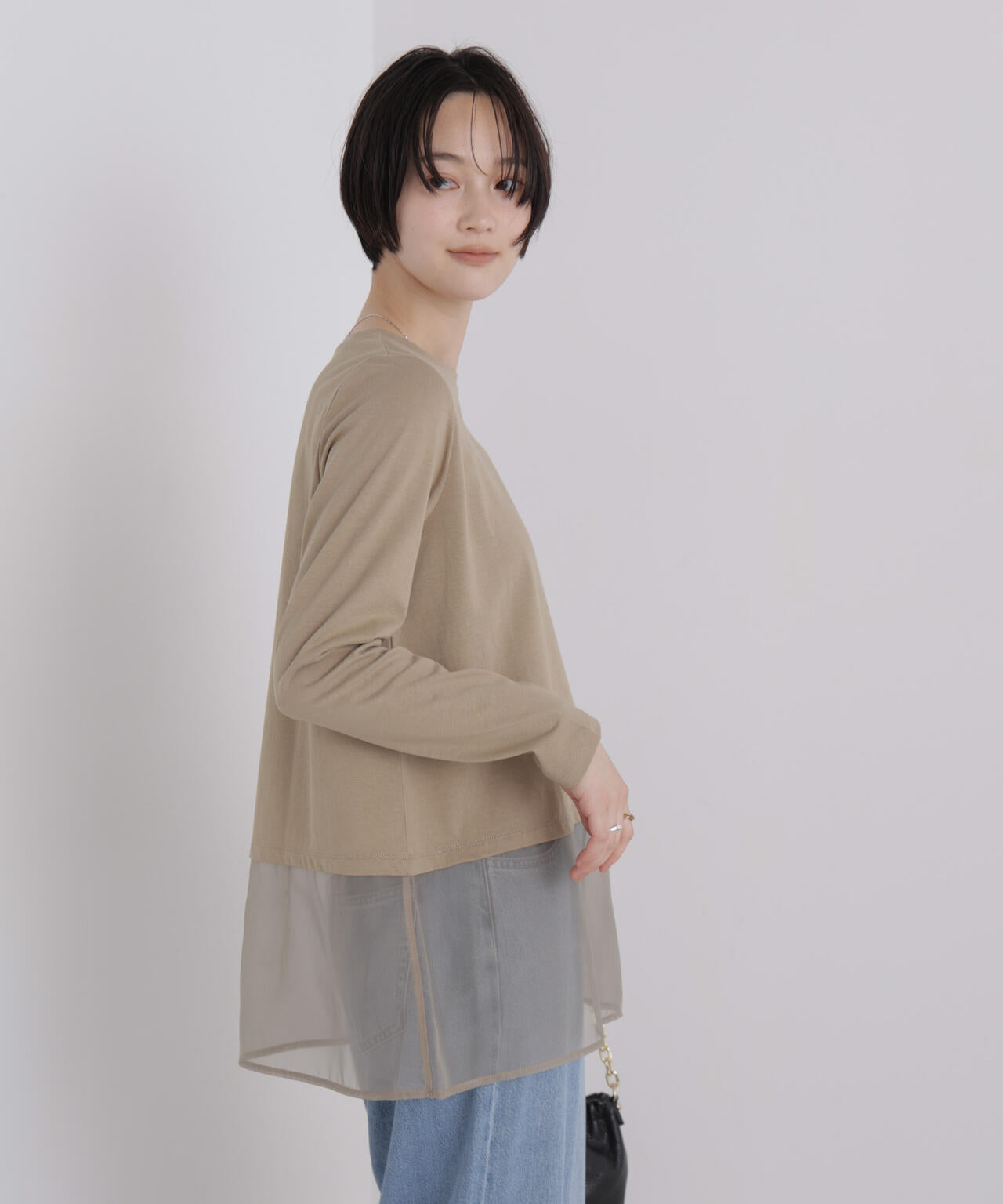オーガンジーヘム切り替えロングスリーブTシャツ