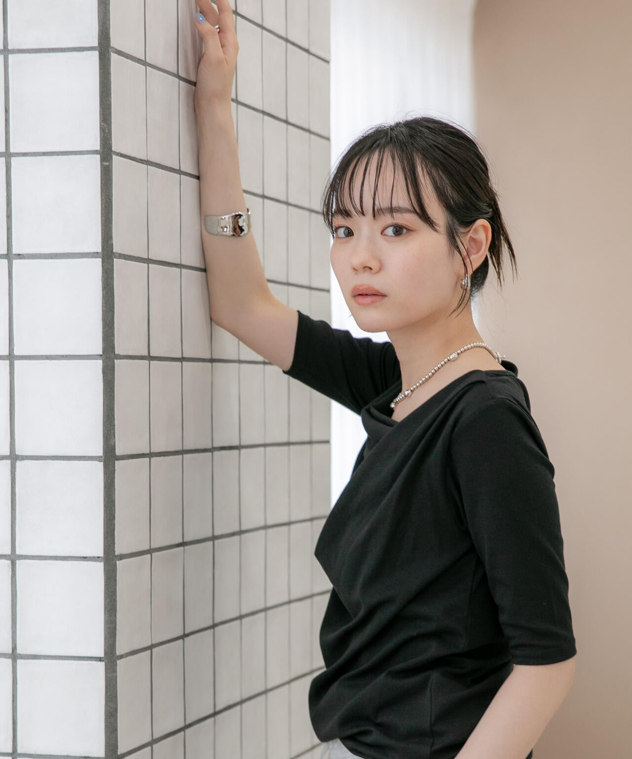 WEB限定/タックアシメフライスカットデザイントップス