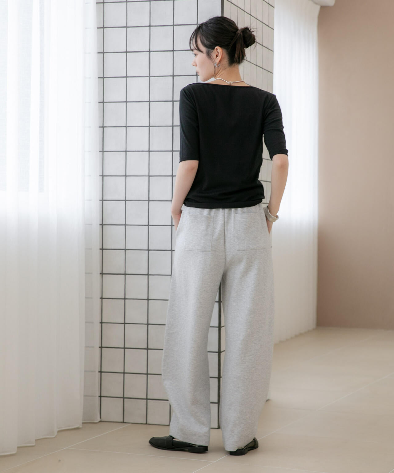WEB限定/タックアシメフライスカットデザイントップス