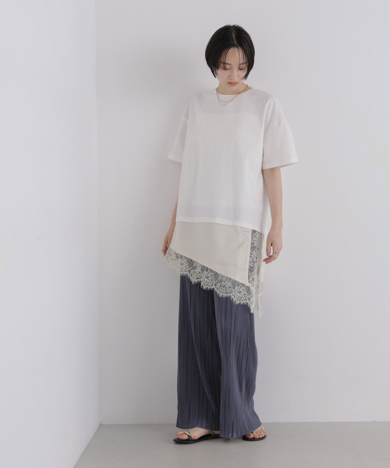アシメレースヘムドッキングカットトップス