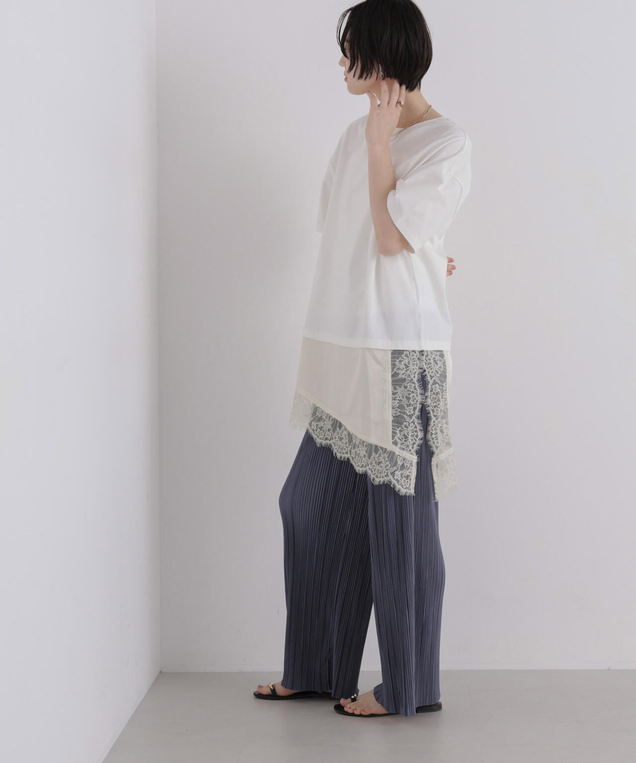 アシメレースヘムドッキングカットトップス