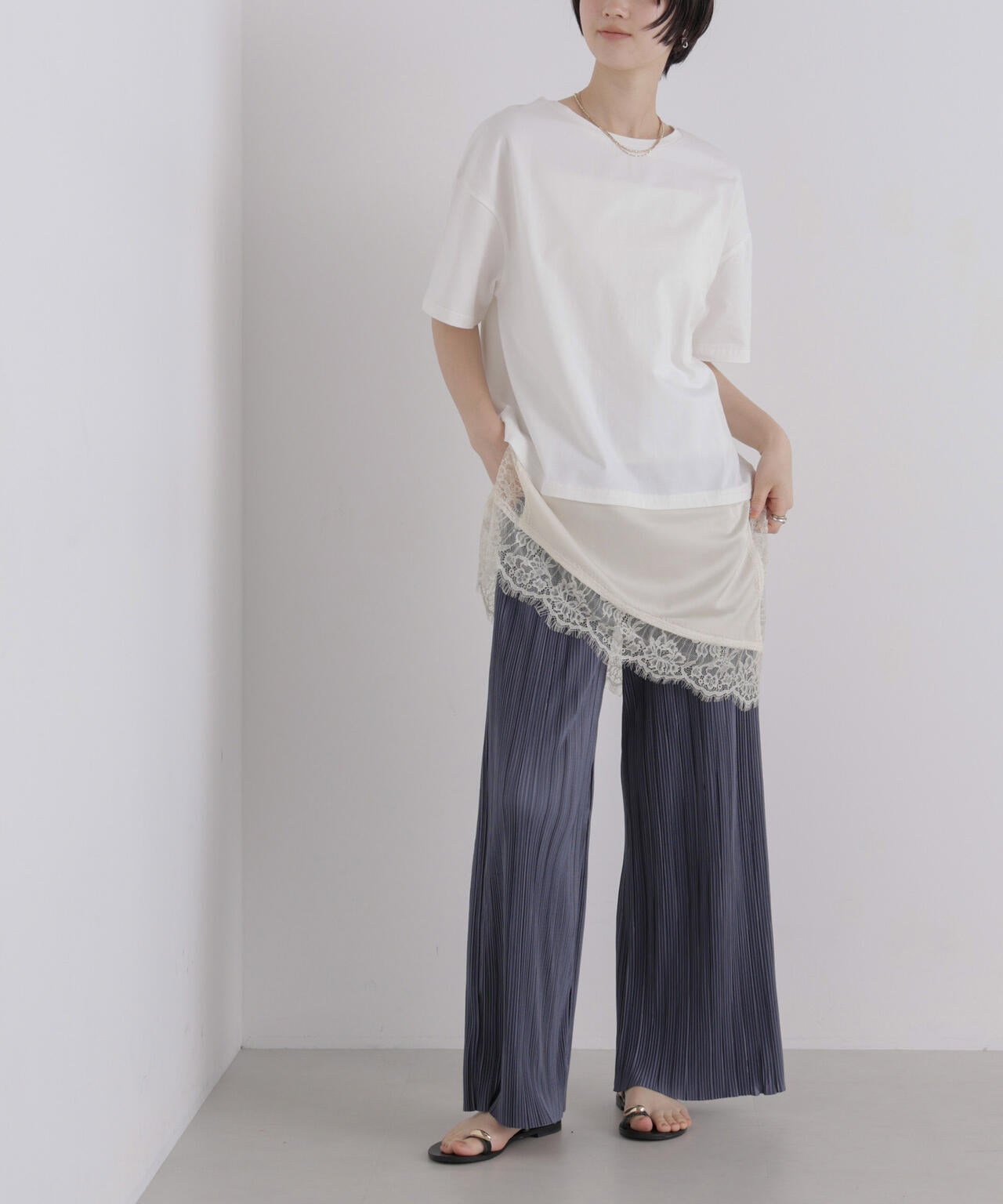 アシメレースヘムドッキングカットトップス