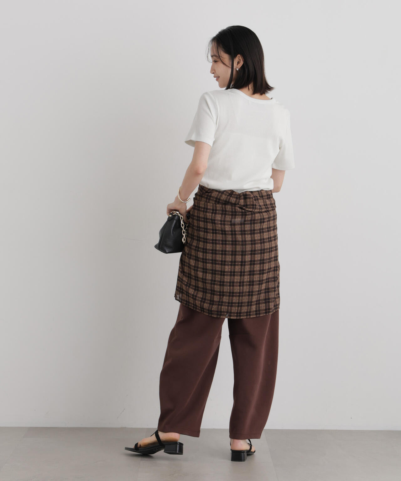 ラメリブカットクルーネックTシャツ